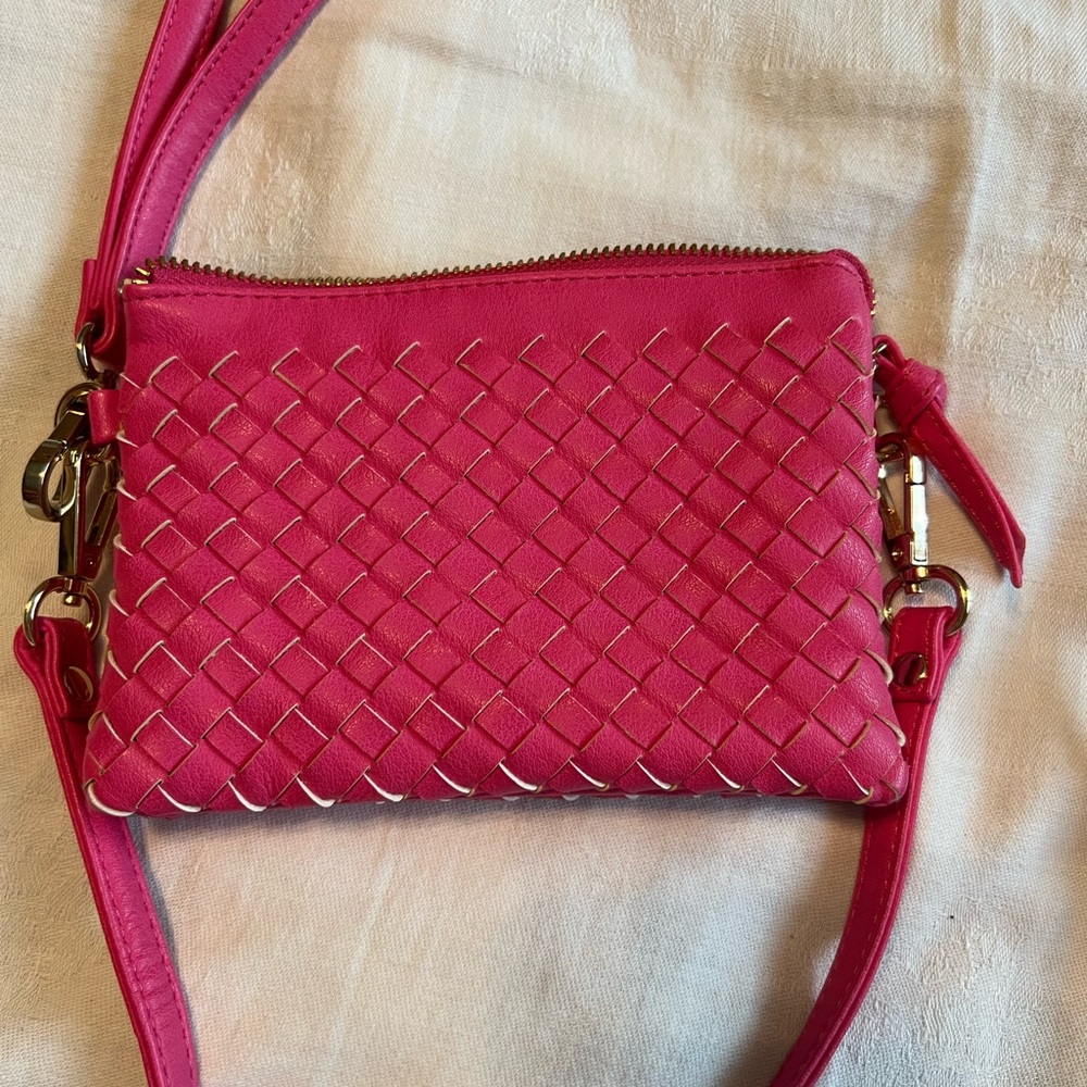 Charming Charlie  Woven cross body bag